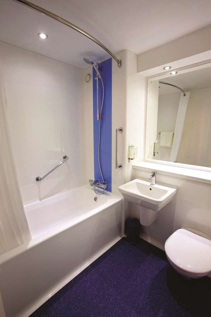 Travelodge Preston Chorley Chorley  Kamer foto